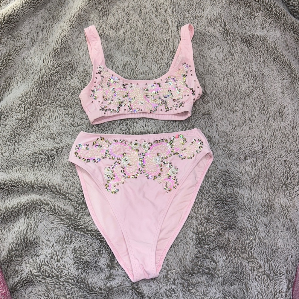Sequin & pearl 2 piece swim suite 👙